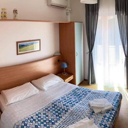 גראדו Albergo Al Sole מראה חיצוני תמונה