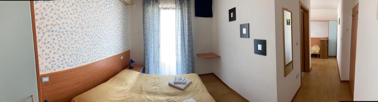 גראדו Albergo Al Sole מראה חיצוני תמונה